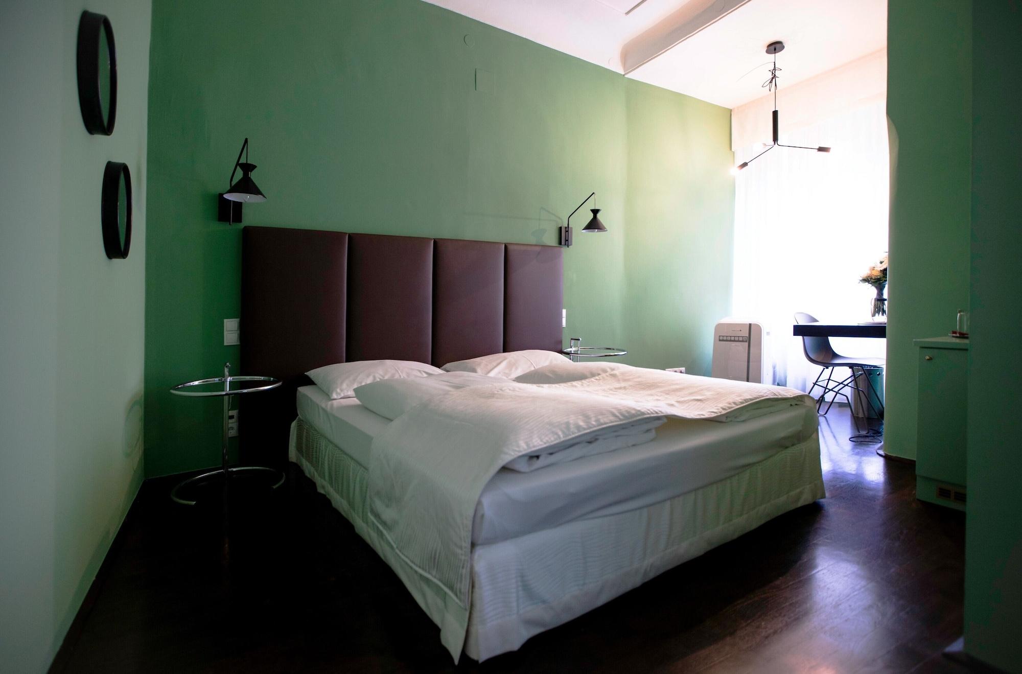 Boutique Hotel Dom - Rooms & Suites Graz Dış mekan fotoğraf