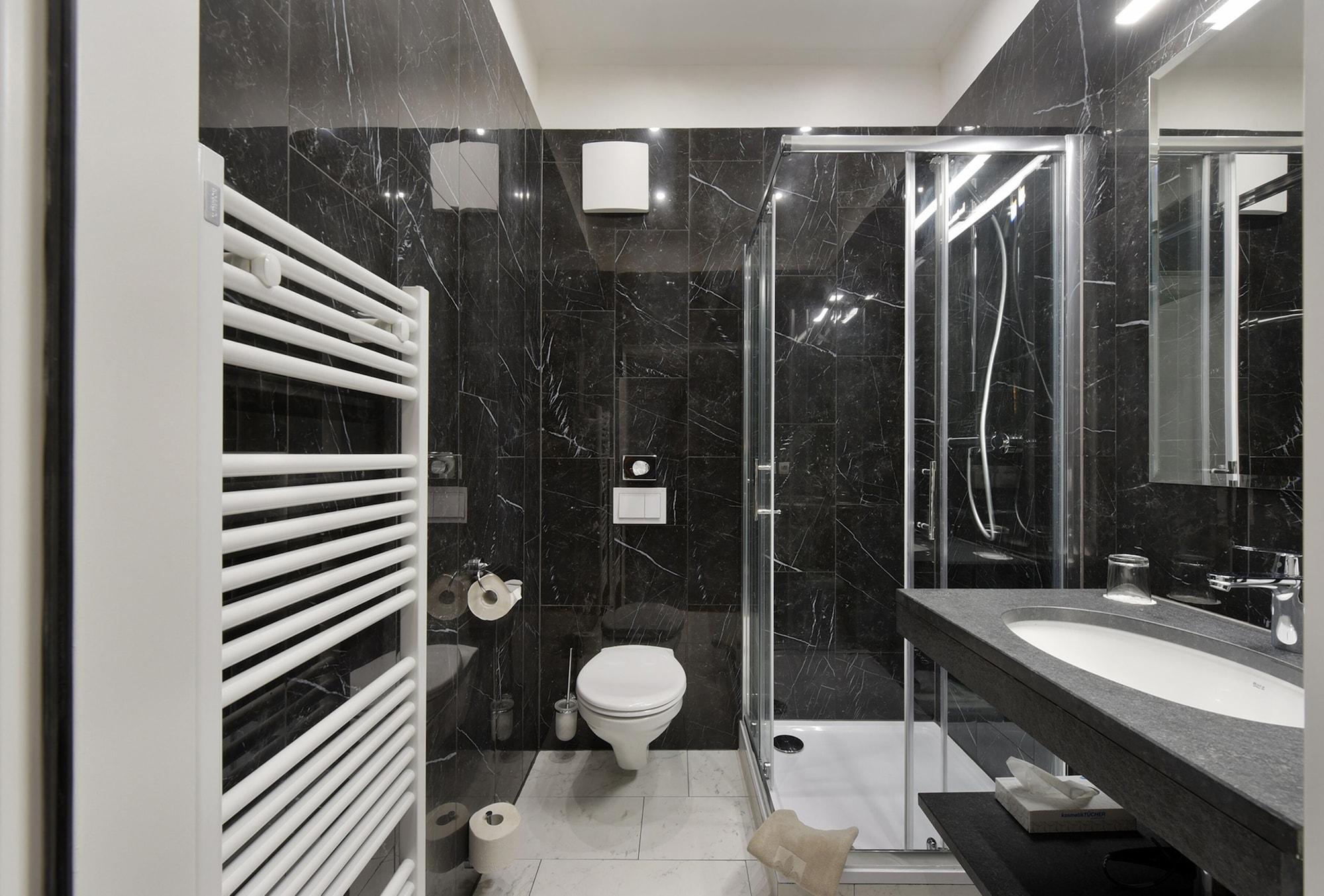 Boutique Hotel Dom - Rooms & Suites Graz Dış mekan fotoğraf