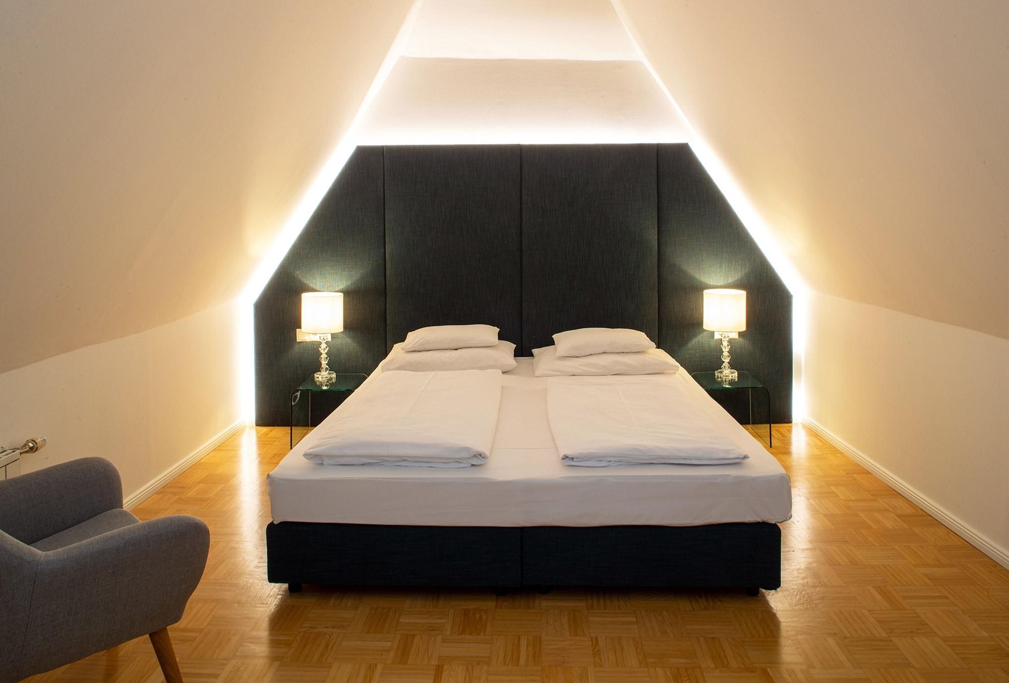 Boutique Hotel Dom - Rooms & Suites Graz Dış mekan fotoğraf